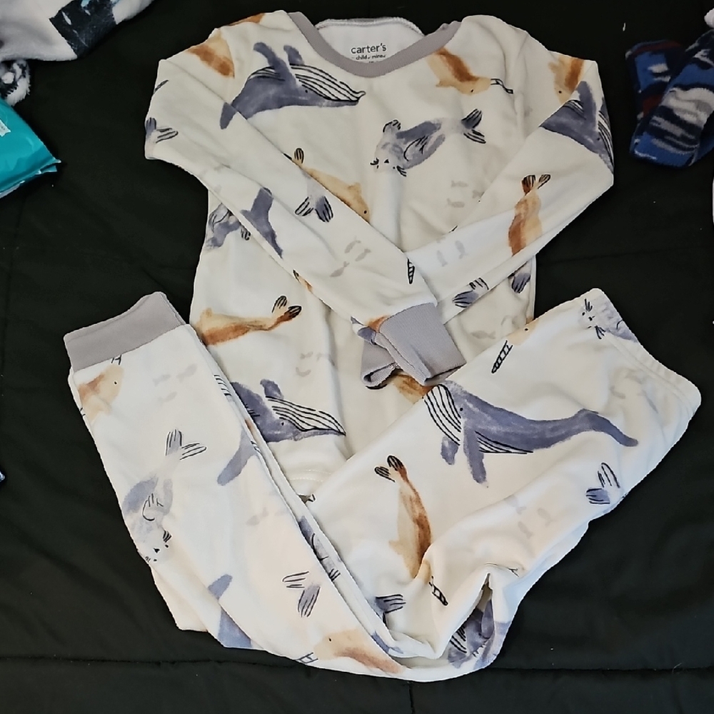 Carter's Cream Pajama Set with Whales and Seals